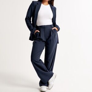 Abercrombie Curve Love Sloane Tailored Pant